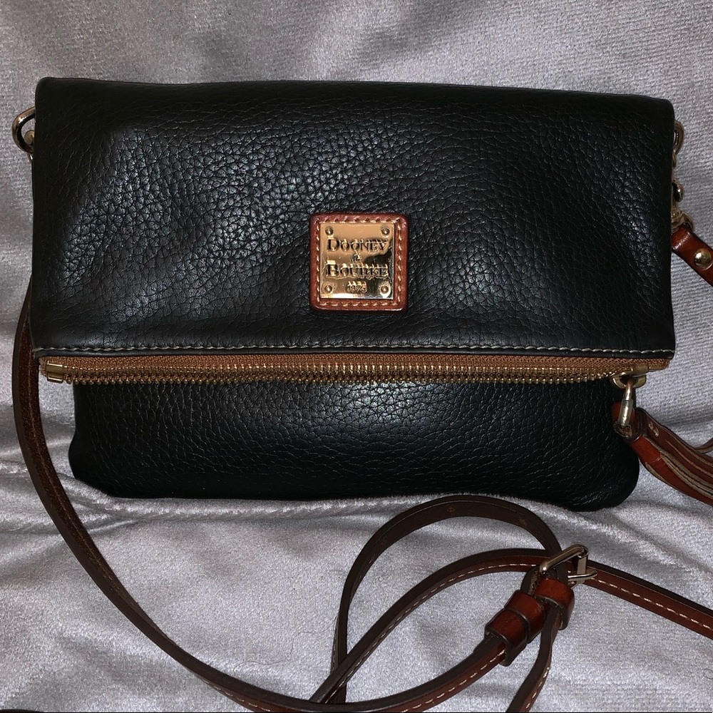 ❌❌SOLD❌❌Dooney & Bourke Crossbody